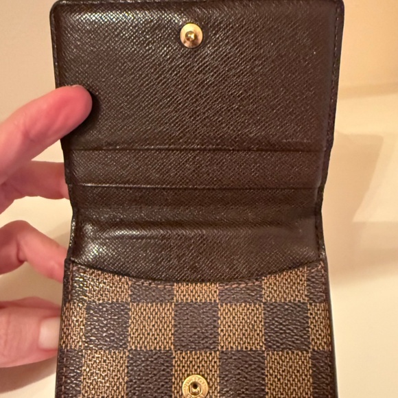 Louis Vuitton Brown Tan card holder - Picture 2 of 14